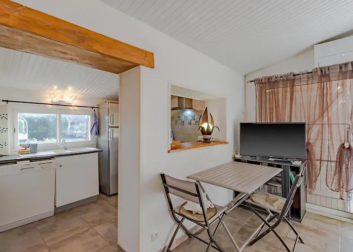 Les Pouges 펜션 Saint-Avit-Saint-Nazaire