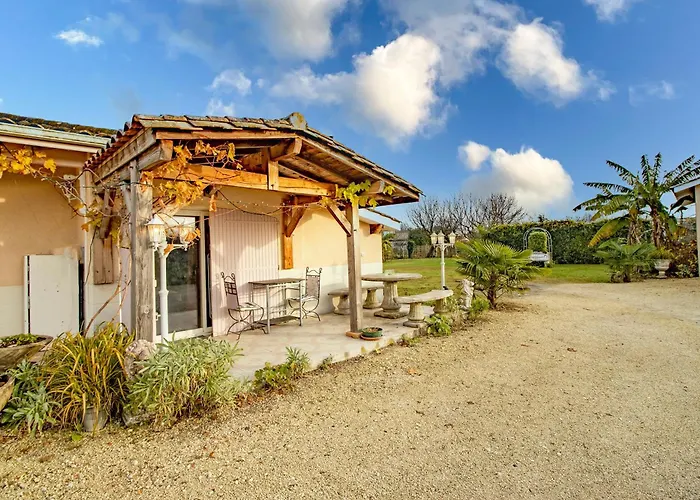 Les Pouges * Saint-Avit-Saint-Nazaire