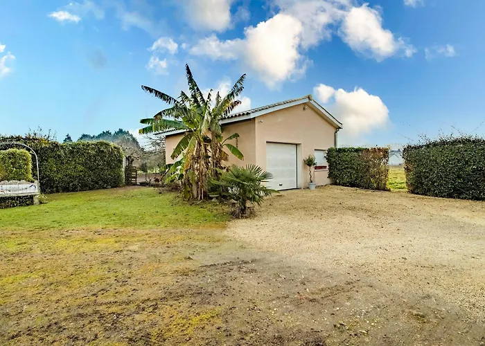 Les Pouges Saint-Avit-Saint-Nazaire