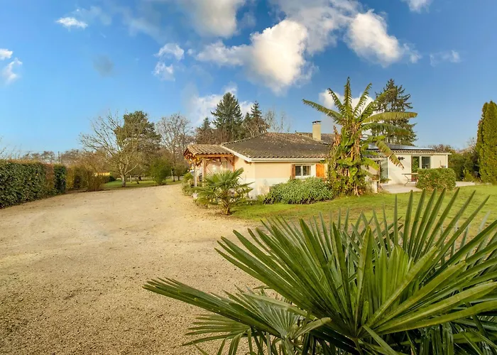 Les Pouges * Saint-Avit-Saint-Nazaire